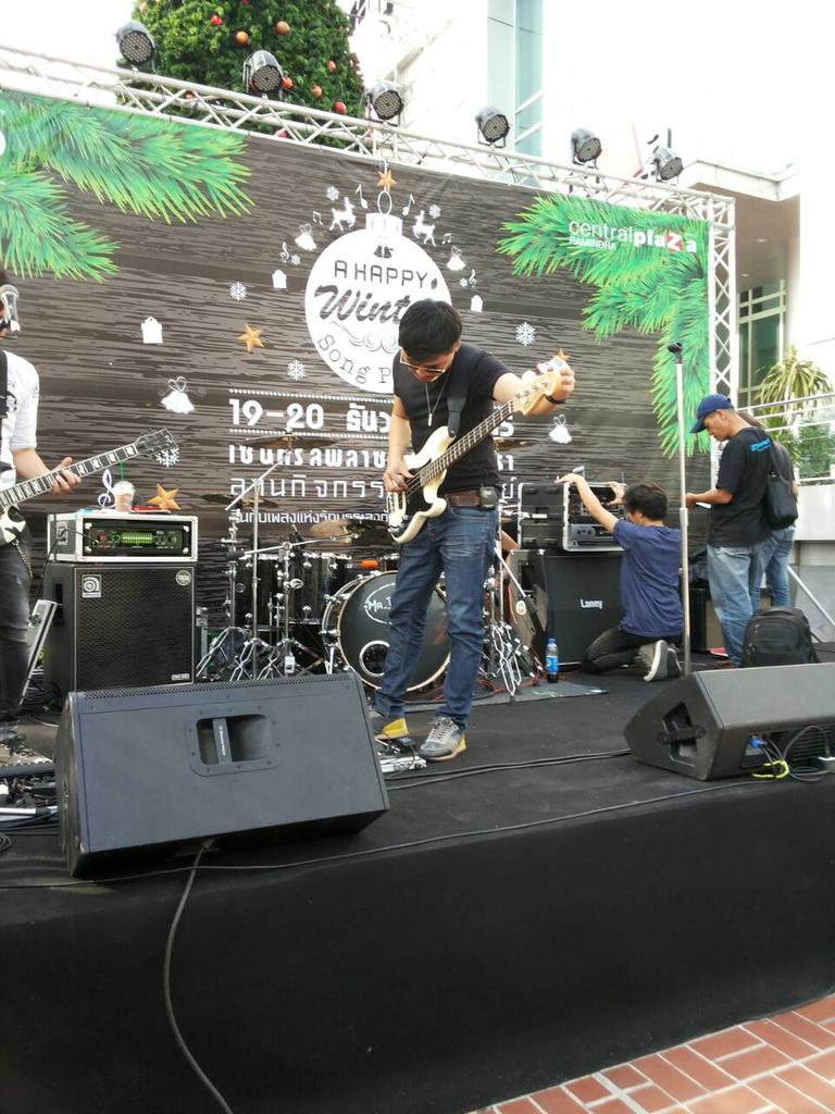 tonoclub_'s tweet photo. THE DUST #soundcheck #ramindra https://t.co/V8R5GR8sfC