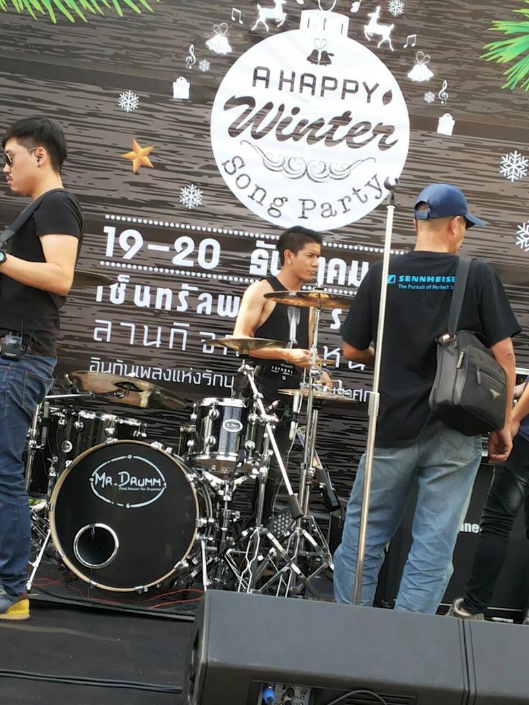 tonoclub_'s tweet photo. THE DUST #soundcheck #ramindra https://t.co/V8R5GR8sfC
