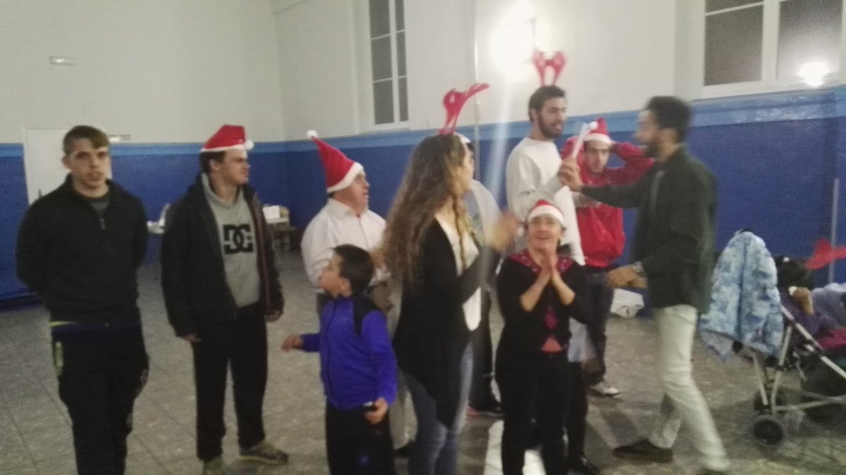 F. Proyecto Persona tweet media