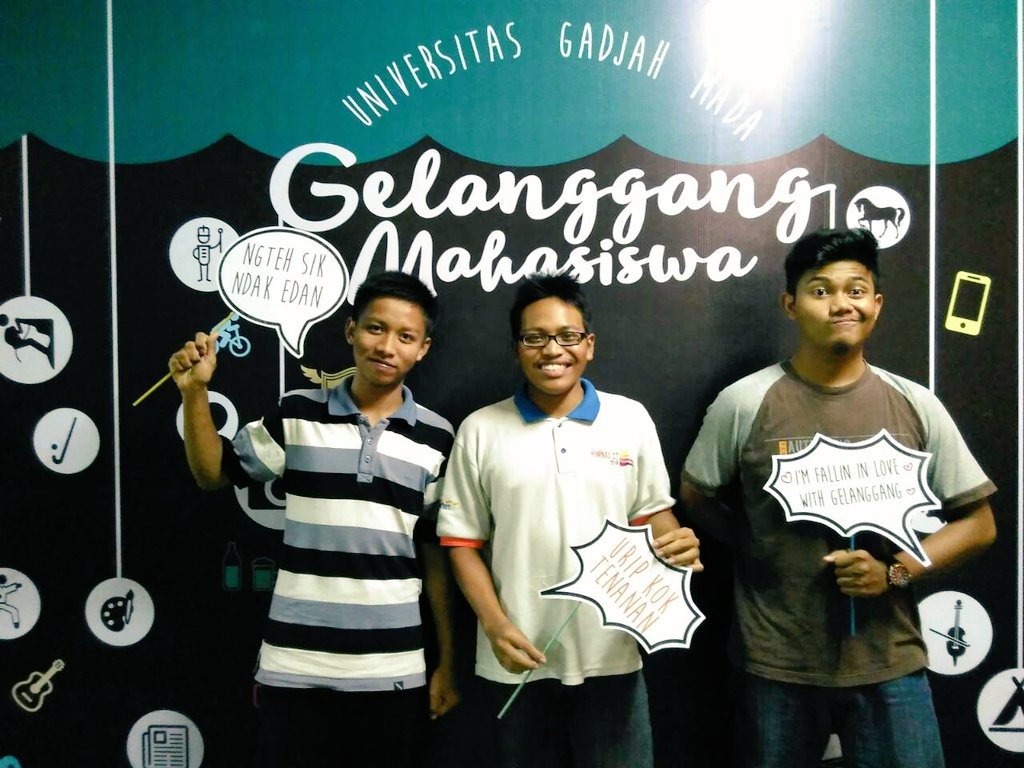 ridwano79's tweet photo. #CahGelanggang #DiesNatalisUGM @gelanggangUGM https://t.co/nA5MEQAX9J