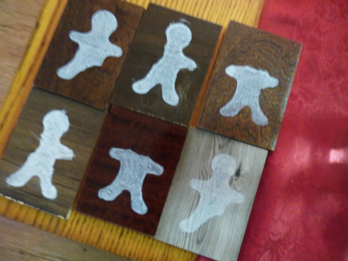 KajTheRage's tweet photo. Being sick means catching up on #crafts. #Gingerbread people coasters. #ChristmasAndChill #Christmas #diy https://t.co/SMpEWgLecH