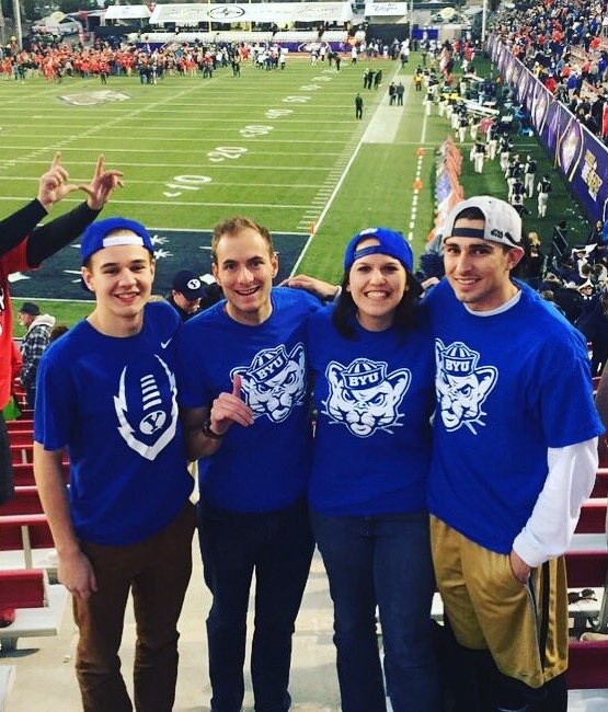 BenJones_5's tweet photo. Mostly just wanted to post this for the guy throwing up the U in the back. Such a fun game and year. #RPLVB #GoCougs https://t.co/OM3IdTqzhX
