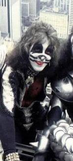Happy birthday number 70 Mr. Peter Criss, you are the best in drums,  