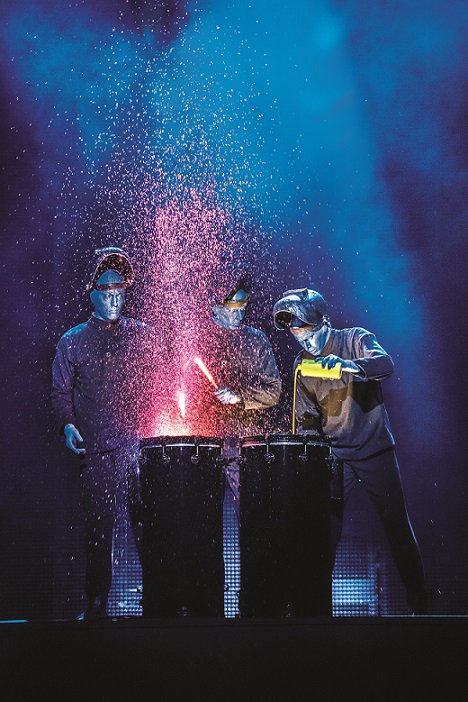 dawnchats's tweet photo. I need my beauty sleep, we're off to @BlueManOrlando tomorrow π So exciting! #bloggingblue https://t.co/SjxgJK5eJb