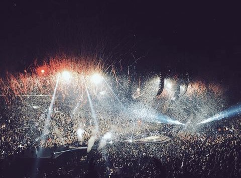 muse_argentina's tweet photo. #MuseLA #StaplesCenter https://t.co/2QxSBwFqEg