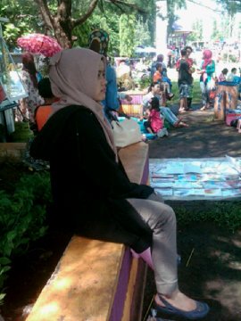 Kecild_'s tweet photo. annoying sii annoying mukanya engga di lipet juga kaliyahh =') https://t.co/M9VysVvkp3
