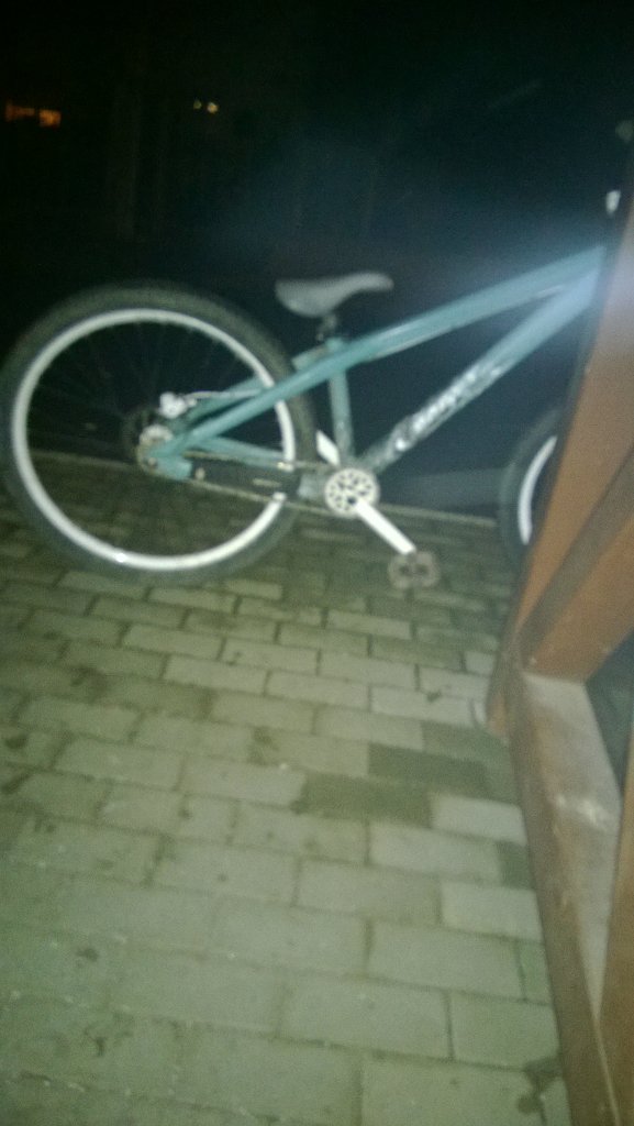 KutscheTim's tweet image. Chillen an der Busse ...