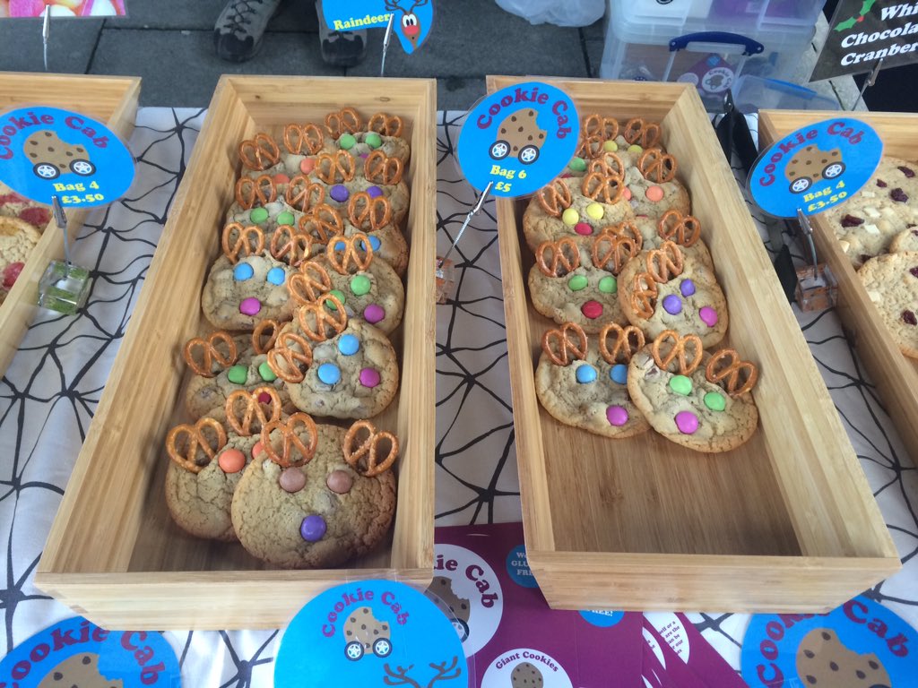 cookiecabuk's tweet photo. One get ur Xmas cookies at rammy market #rammymarkets https://t.co/PEgfx1arR4