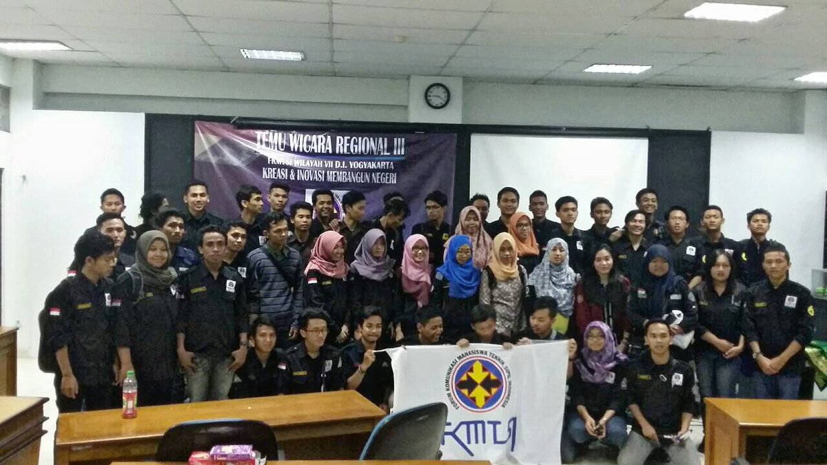 Temu Wicara Regional III. Fkmtsi wilayah VII Yogyakarta. "Kreasi dan inovasi membangun bangsa". Bertempat UMY