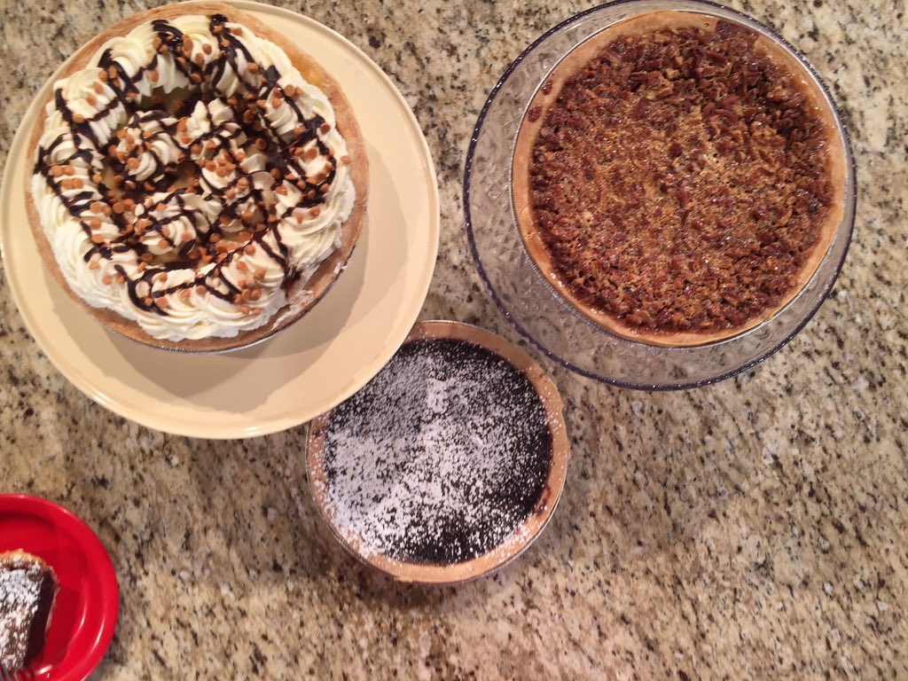 TanyaRiveraOn2's tweet photo. Oh. My. Pie. The #CherryPitCafe is tempting you this #AM @WFMY #GMS https://t.co/l4y9uUB9VX