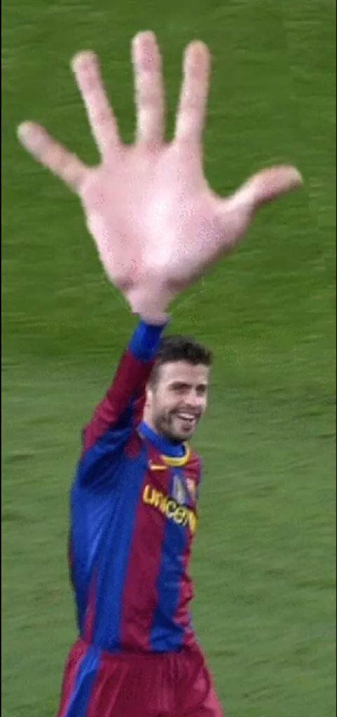 ItsAmirSohail's tweet photo. Haha five trophies. #DR5AM #FCBRiver #ViscaBarca https://t.co/yznHMc1p7K