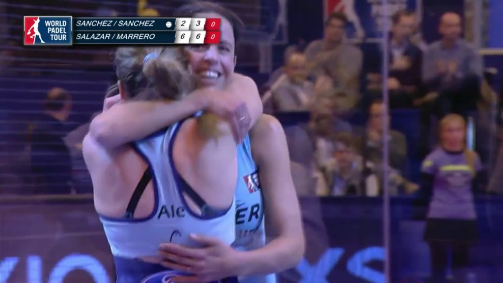 Enhorabuena <a href="/AleeeeSalazar/">Alejandra Salazar</a> <a href="/martamarreromar/">marta marrero marrer</a> CAMPEONAS Master Padel 2015