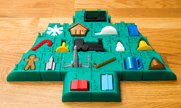 Day 18-Snowflake! The next print of Peter Leppik's advent calendar. <a href="/thingiverse/">Thingiverse</a> snip.ly/v1CO #3dprinting