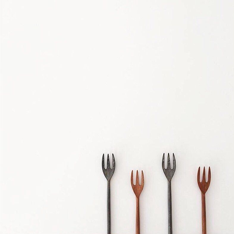 kitchenrocknrol's tweet photo. Check this out. New #kitchenware idea that keeps your #kitchenrocknroll! 🌱🌱#handmade #handpaint #plates #bowldesign… https://t.co/9xWAZnUnPT
