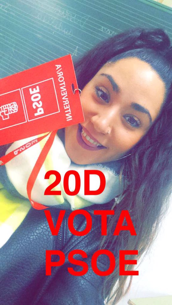 Yaariixaa's tweet photo. #PSOE20D #InterventoresPSOE POR UN FUTURO PARA LA MAYORÍA 🌹🌹🌹🌹 https://t.co/XWYtOKG6tb