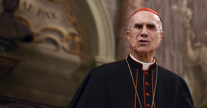 sole24ore's tweet photo. Il cardinale Bertone risarcisce il Bambin Gesù con 150mila euro https://t.co/Yu1EGEEWeM https://t.co/vCX3n5vA8u