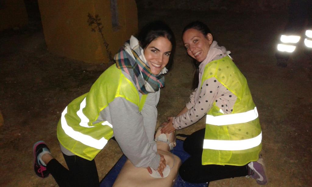 Mariquillamon2's tweet photo. Experiencia a repetir! Dia en SAMU con muy buena compañía y muy buenos profesionales! #AMVVISITAS https://t.co/BVBKGRiE2f