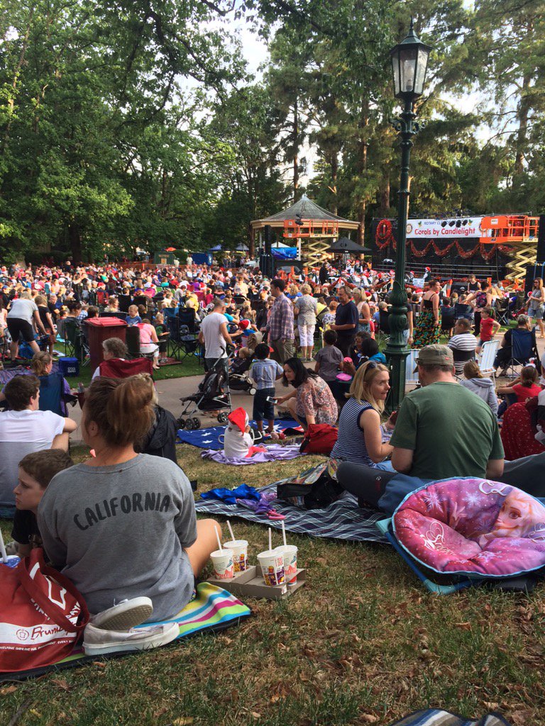 jena_pena's tweet photo. What a great night for #BendigoCarols https://t.co/fKWKyXZmfg