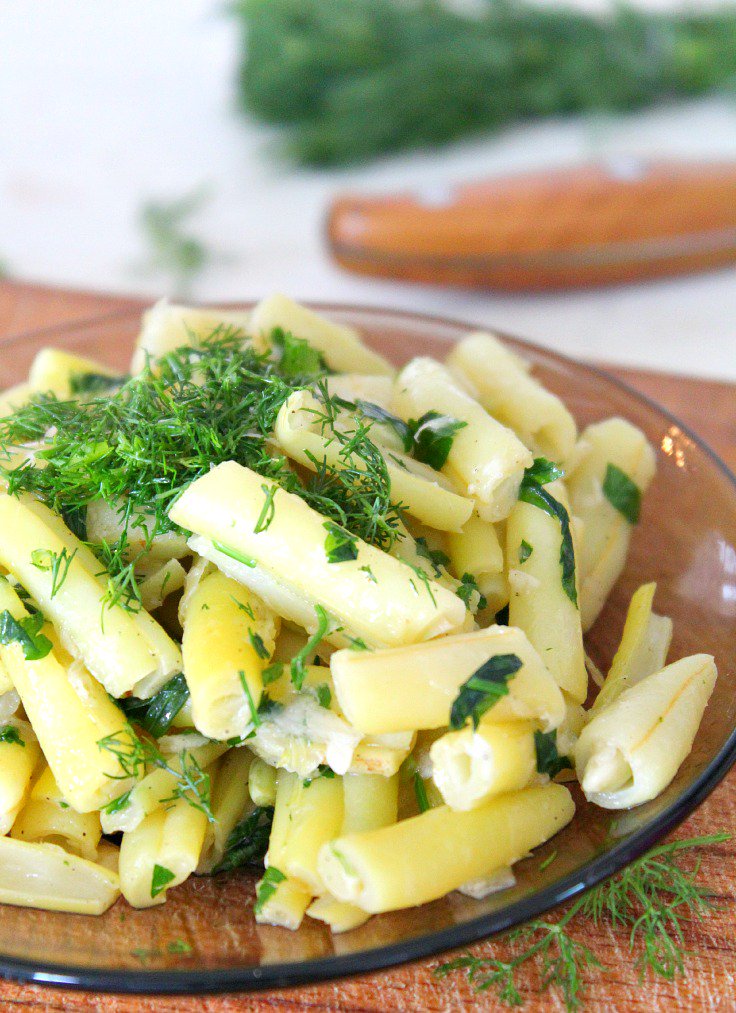 PetroNeagu's tweet image. YELLOW #BEANS RECIPE with #garlic, dill and parsley! So flavorful and tasty! bit.ly/1JxBrTY #yum #recipes