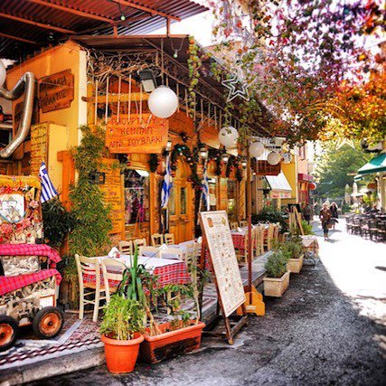 globalgrasshopr's tweet photo. Exploring the very cool back streets of #Athens on the #Alternative Athens tour #Discoverg… https://t.co/n856ah1faA https://t.co/tRWN2y4FWp