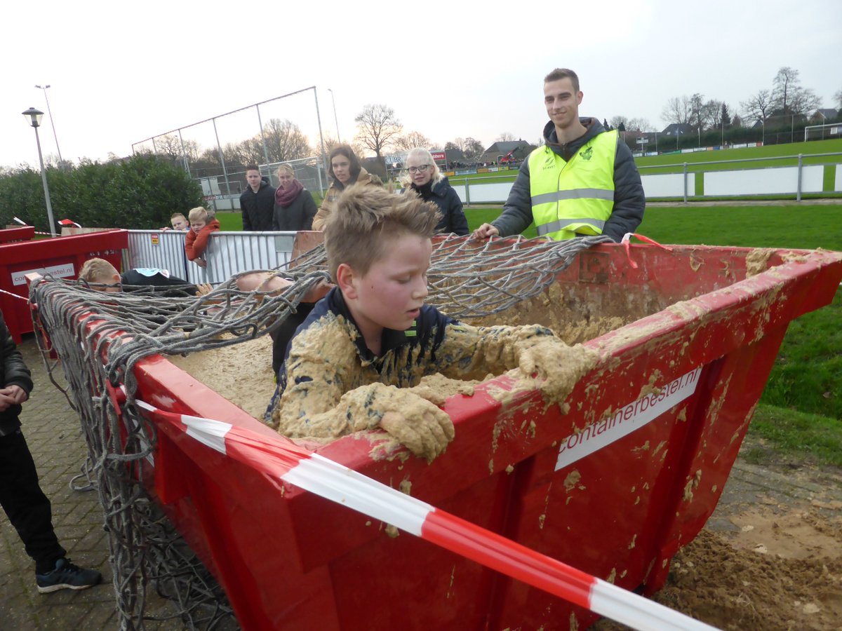 Glazenhuis S'beek tweet media