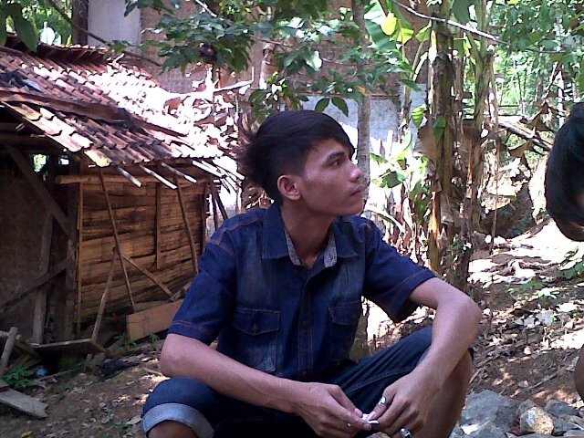 dededwar's tweet image. 