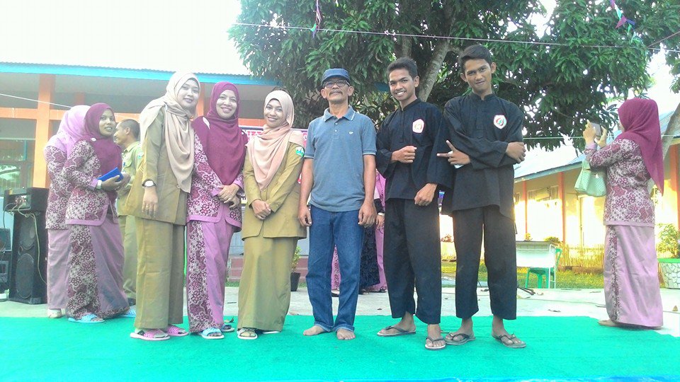 afiftriputra3's tweet photo. we are https://t.co/x4a1he45EI