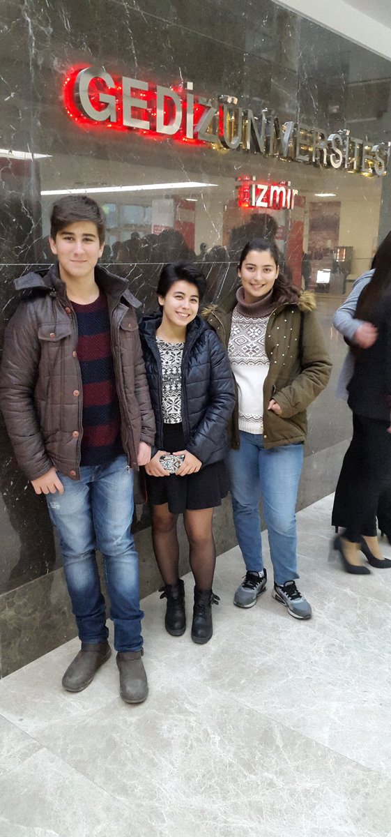 Tire Öğretmen Melahat Aksoy Sosyal Bilimler Lisesi ✌ 💪 
#liderlergedizde