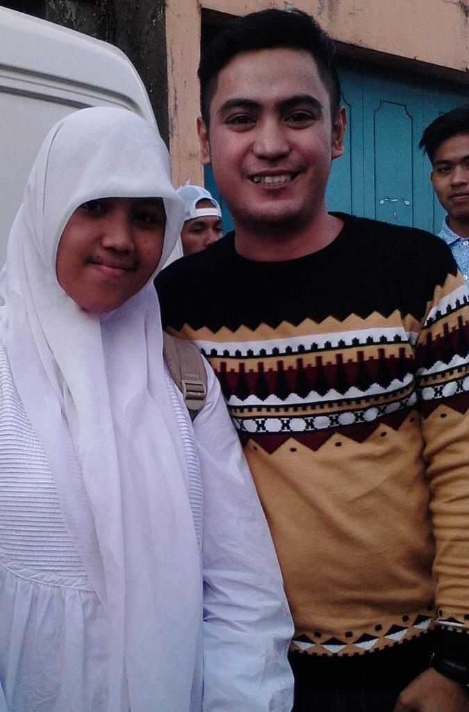 Putri_SAM04's tweet photo. Makasih aa @JamilAcademy sma tth @Eva_Dacademy1 ..HBD tth eva..maaf ga bisa ikut ke rumah tth😢😢Love u tth https://t.co/Y6gmRh0Kt5