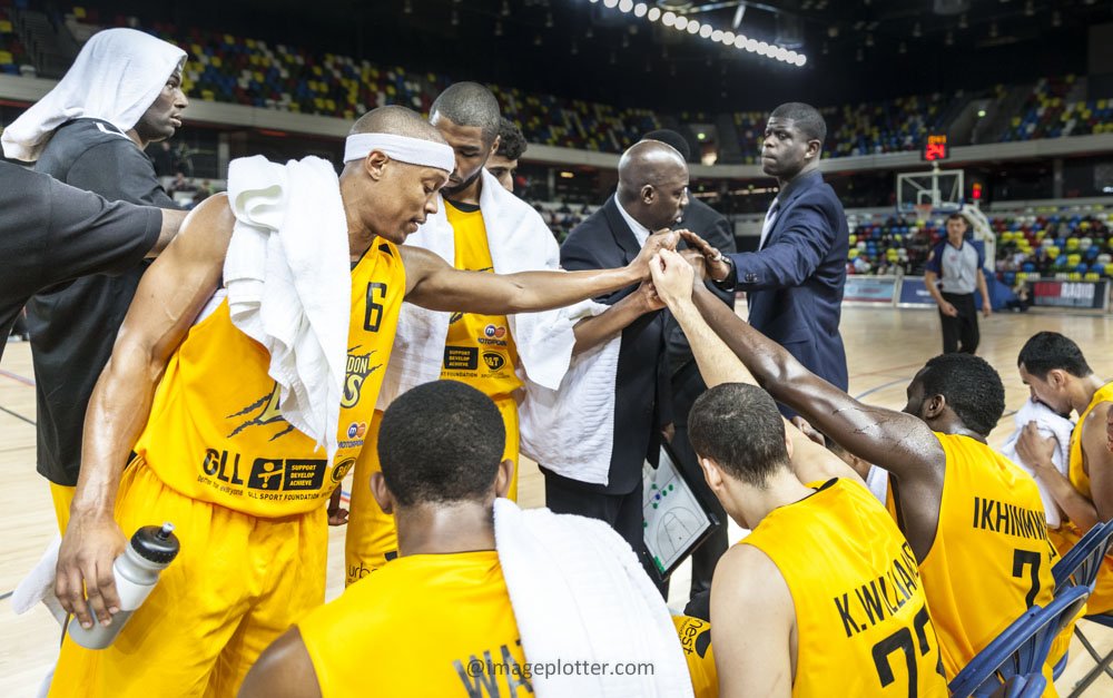 Good luck <a href="/London_Lions/">Himanshu</a>, find that team play &amp; strength you had before! @LaurentIrish <a href="/Jicanwin/">Joseph Ikhinmwin</a> #sports #photography