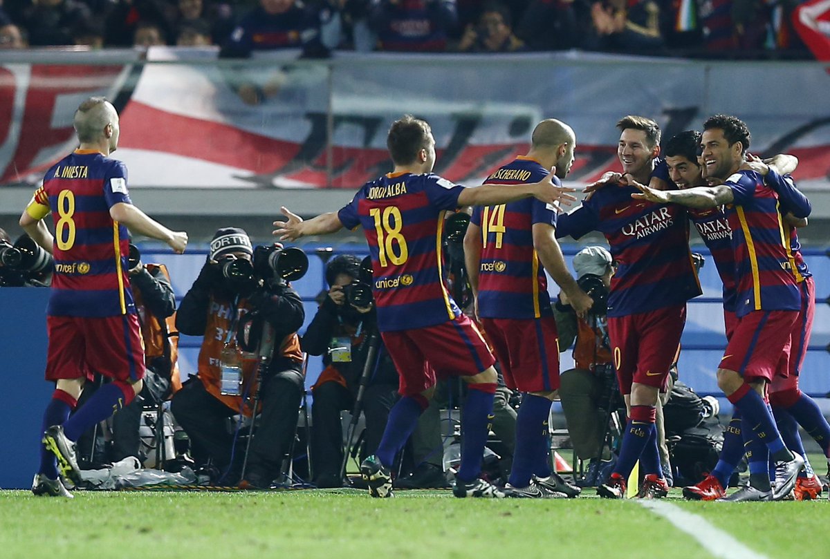 carrusel's tweet photo. ¡CAMPEONES DEL MUNDO! #MundialDeClubes FINAL | FC Barcelona 3 - 0 River Plate https://t.co/sfObyh8eiO https://t.co/d0nt0SnENg