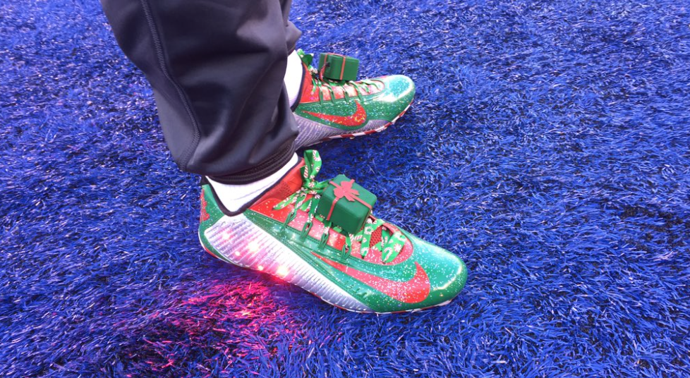 SInow's tweet photo. Several NFL players are getting in the Christmas spirit before Sunday’s games https://t.co/jEy2mR6xGK https://t.co/Jmcbb1nGBh