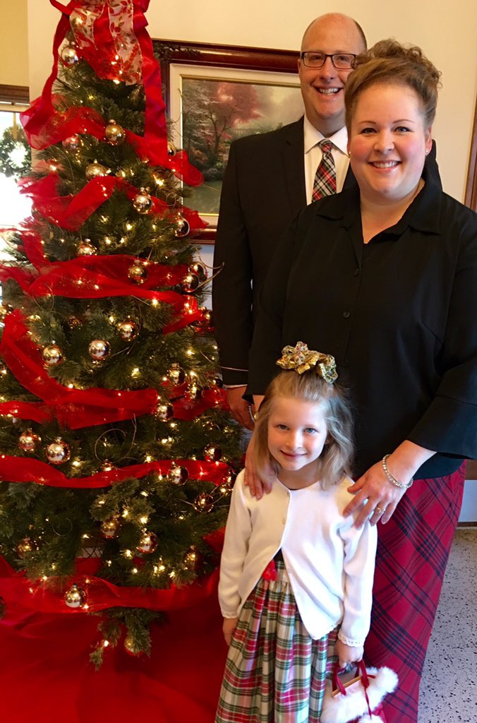 PastorStoeber's tweet photo. #Christmas 2015 with my awesome family! @sallystoeber https://t.co/23ULOMh71I