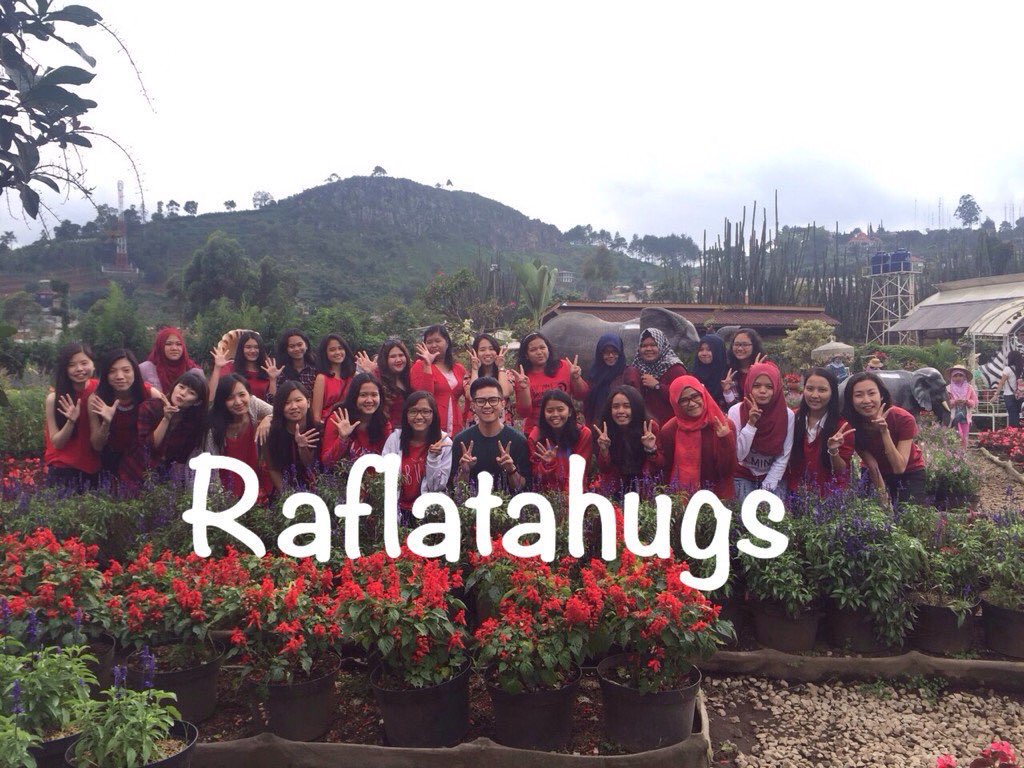 RaflatahugsBJM's tweet photo. ❤️❤️ "@MYRAFLATAHUGS: Terimakasih yang sudah ikut #OneDayWithRafael. Sampe jumpa dikeseruan tahun depan =) https://t.co/xTLnpEbLxX”