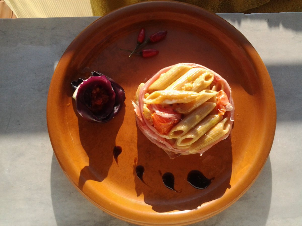 acprofessionale's tweet photo. A breve l'eccellenza in tavola!..#pranzodomenicale con #chefsimo https://t.co/esYs5wGnHr