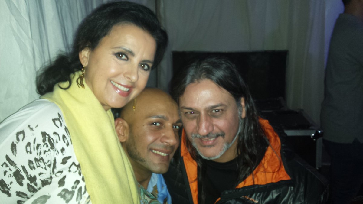 DioniMartin's tweet photo. Derroche de Arte anoche en #Ubrique mi Maria Jose Santiago y mi Fernando Soto, que guapa, que guapo...olé! https://t.co/1MU53OVjYY
