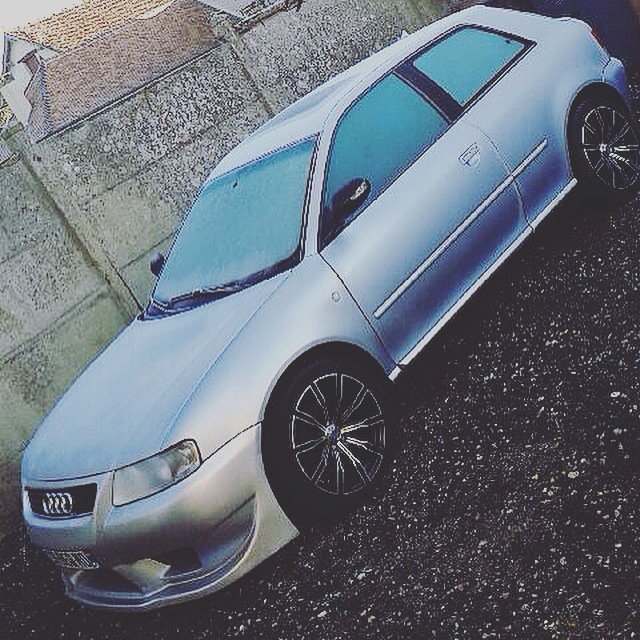 77Kakuta's tweet photo. Mon petit bolide 💨 https://t.co/1aNc08z4pn