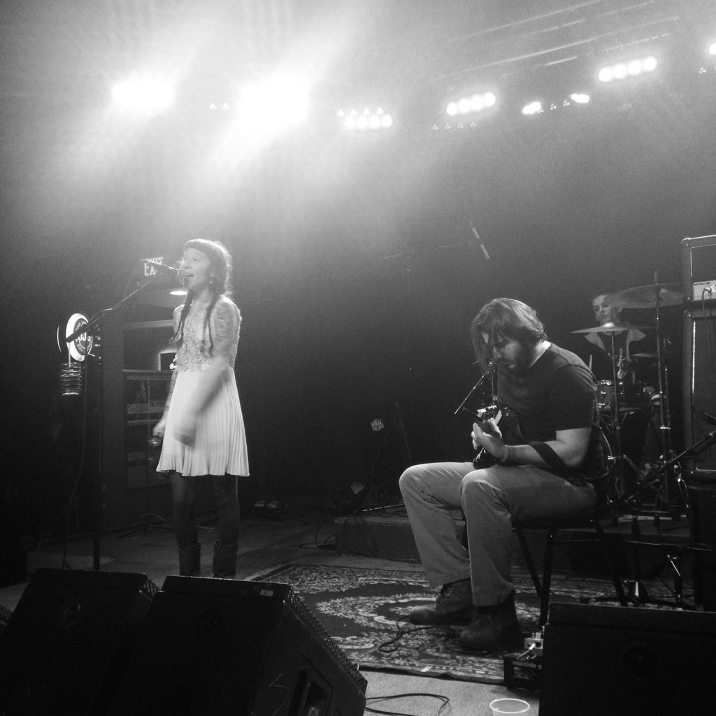 MachoPeachSATX's tweet photo. .@SarahYHermanos playing @502Bar this past Friday. #satx #satxmusic #502bar #sarahyhermanos https://t.co/ip2RQ7bcSM
