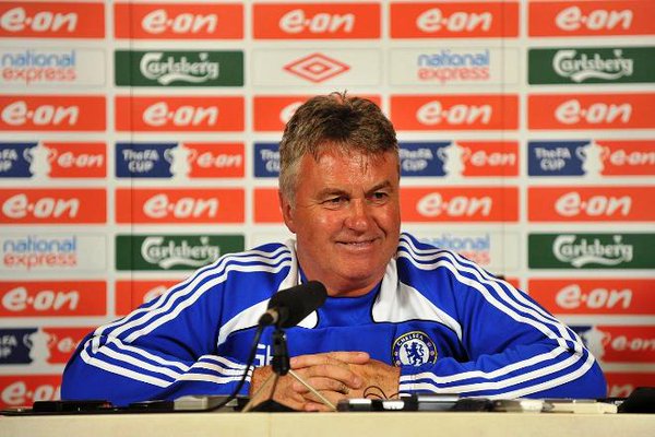 FaktanyaCFC's tweet photo. Guus Hiddink ingin mendatangkan striker baru. antara Jamie Vardy dan Saido Berahino. #CFC https://t.co/szx4dZd1dh