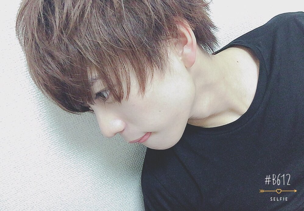 安心してください。
生きてます。

#高校生してます
#課題たくさん
#まだ終わらない
#THEMANZAIみれなかった
#トレンディエンジェル…