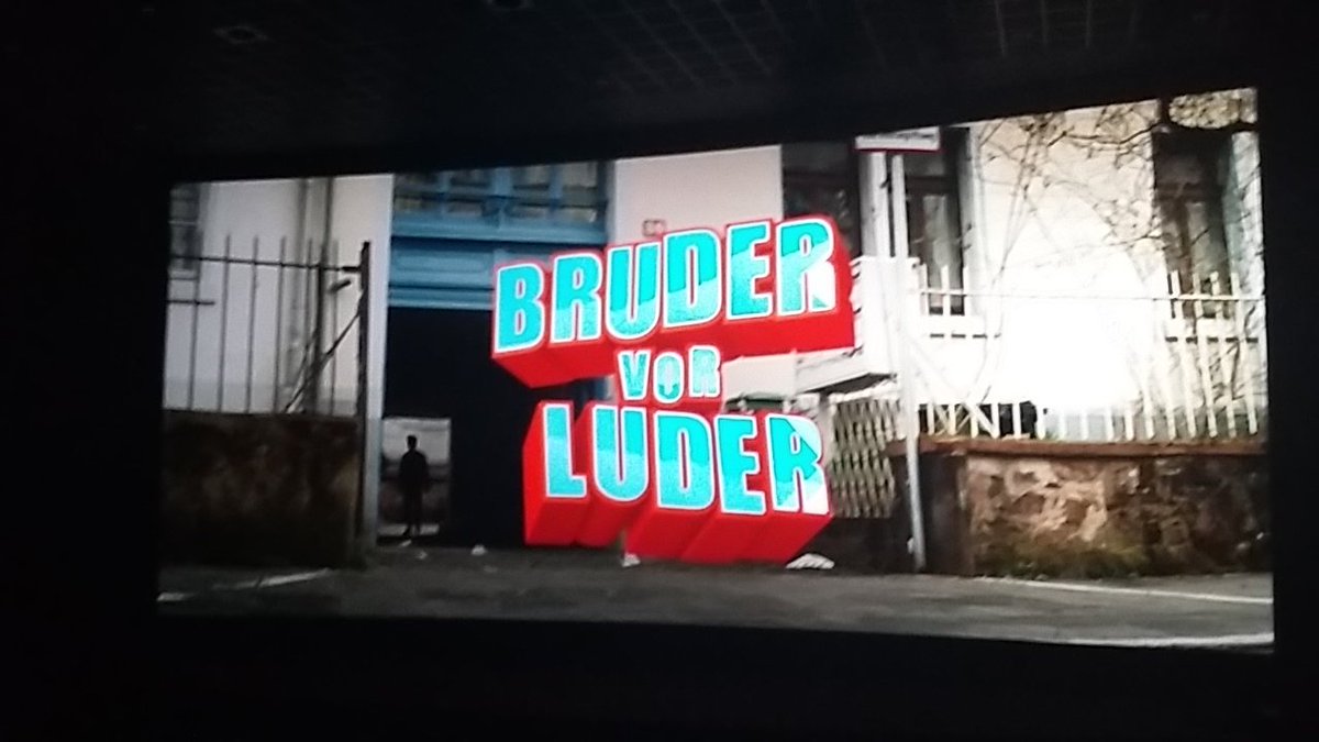 snnytj's tweet photo. Omg Echt richtig guter Film! 😍
Werde ihn mir defenitiv nochmal anschauen! :D💘 WAAAAHNSINN @dielochis @LochisHeiko https://t.co/yI1xPlzwzV