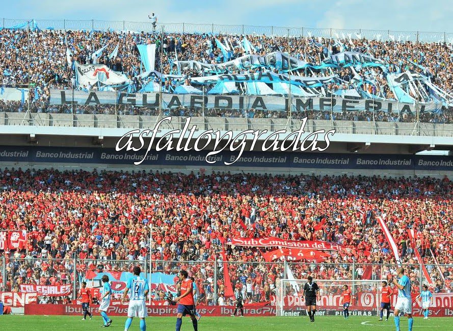 Encuestas_Afa's tweet photo. La Guardia Imperial copando la cancha de Independiente https://t.co/g7SR8oPuNK