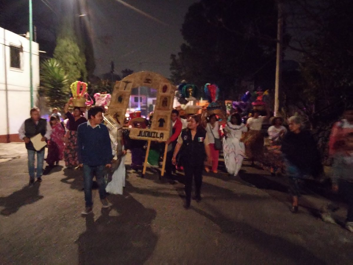 ArmandoReyes_18's tweet photo. Un año mas festejando a nuestra virgen de #Juquila en Pedregal de San Nicolas Tlalpan #TradicionMx https://t.co/biGyGVA02V