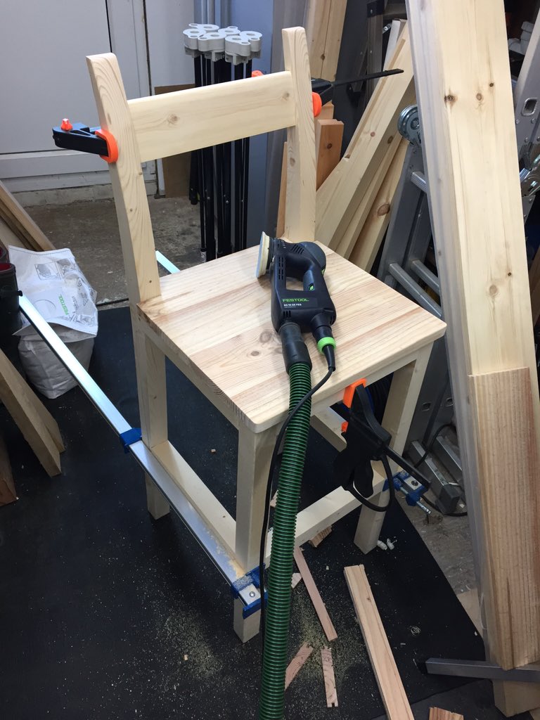 DefineTheLight's tweet image. Not far off finishing my my first chair... #joinery #steeplearningcurve