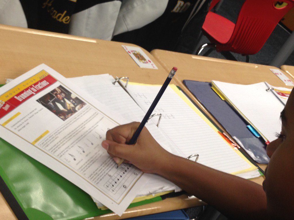 drvcjones's tweet image. Fractions are your friends! Math is music to your ears😀 #sixteenthnotes #eighthnotes #quarternotes #ratios #educolor