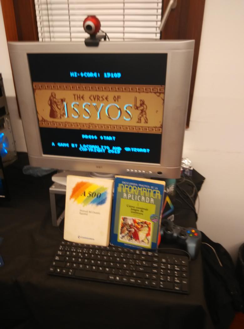 MundoRetroJuego's tweet photo. #issyos de @Locomalito también estaba presente en #retromallorca2015 https://t.co/UHtP2L1hxV