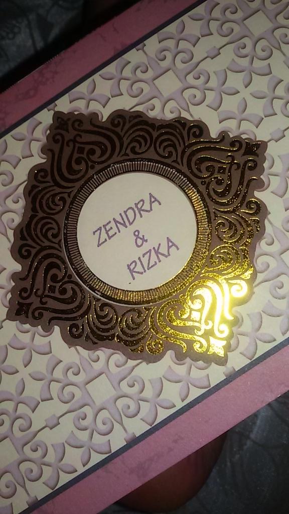 Hei akhirnya nama kita ditulis dimari ~
♡ <a href="/dianmazendra_/">Dian Mazendra</a>