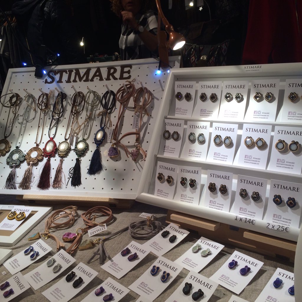 Barna_Chic's tweet photo. No te pierdas @ZOCOBarcelona para encontrar accesorios hand made in #Barcelona #moda https://t.co/KHD4irlLBr