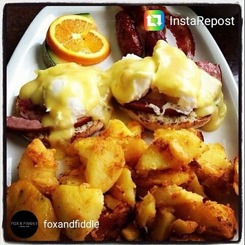 spexontoronto's tweet photo. Sunday, how about some food fuel for your mass shopping 2day or just come by cause you love a good brunch. #Toronto https://t.co/lPUqrY6tEZ