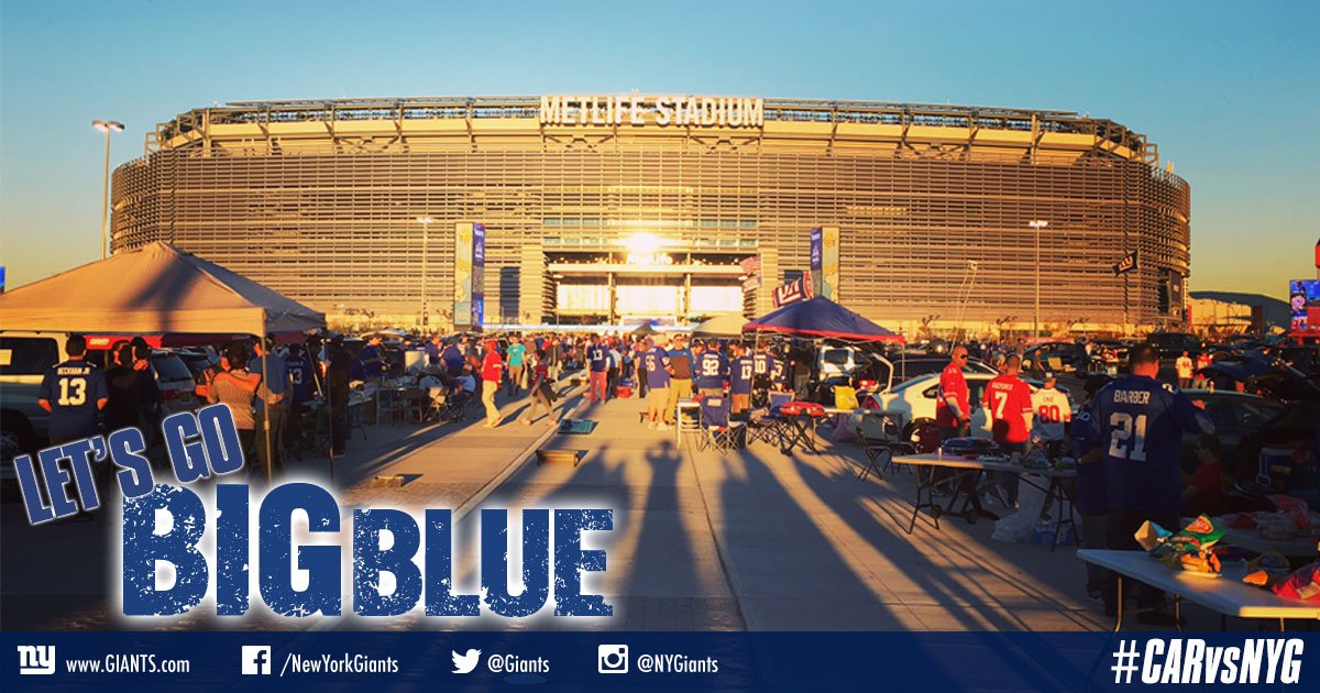 Giants's tweet photo. RT if you're in the building today for #CARvsNYG at @MLStadium! https://t.co/mUfwNSqTIg